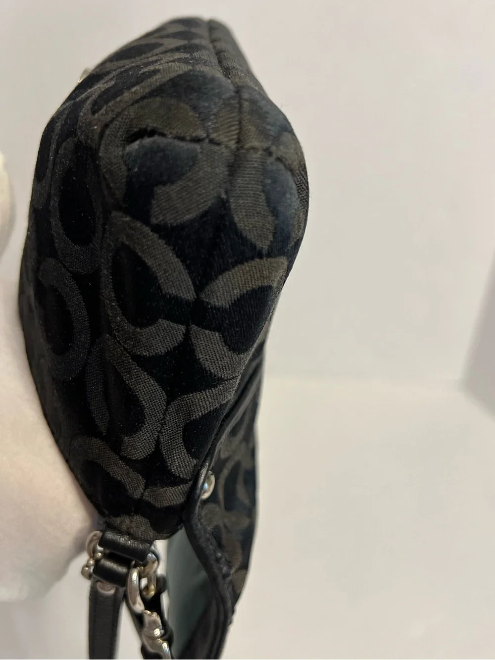 Coach Kristin Signature Op Art Black Jacquard Wristlet Clutch Bag